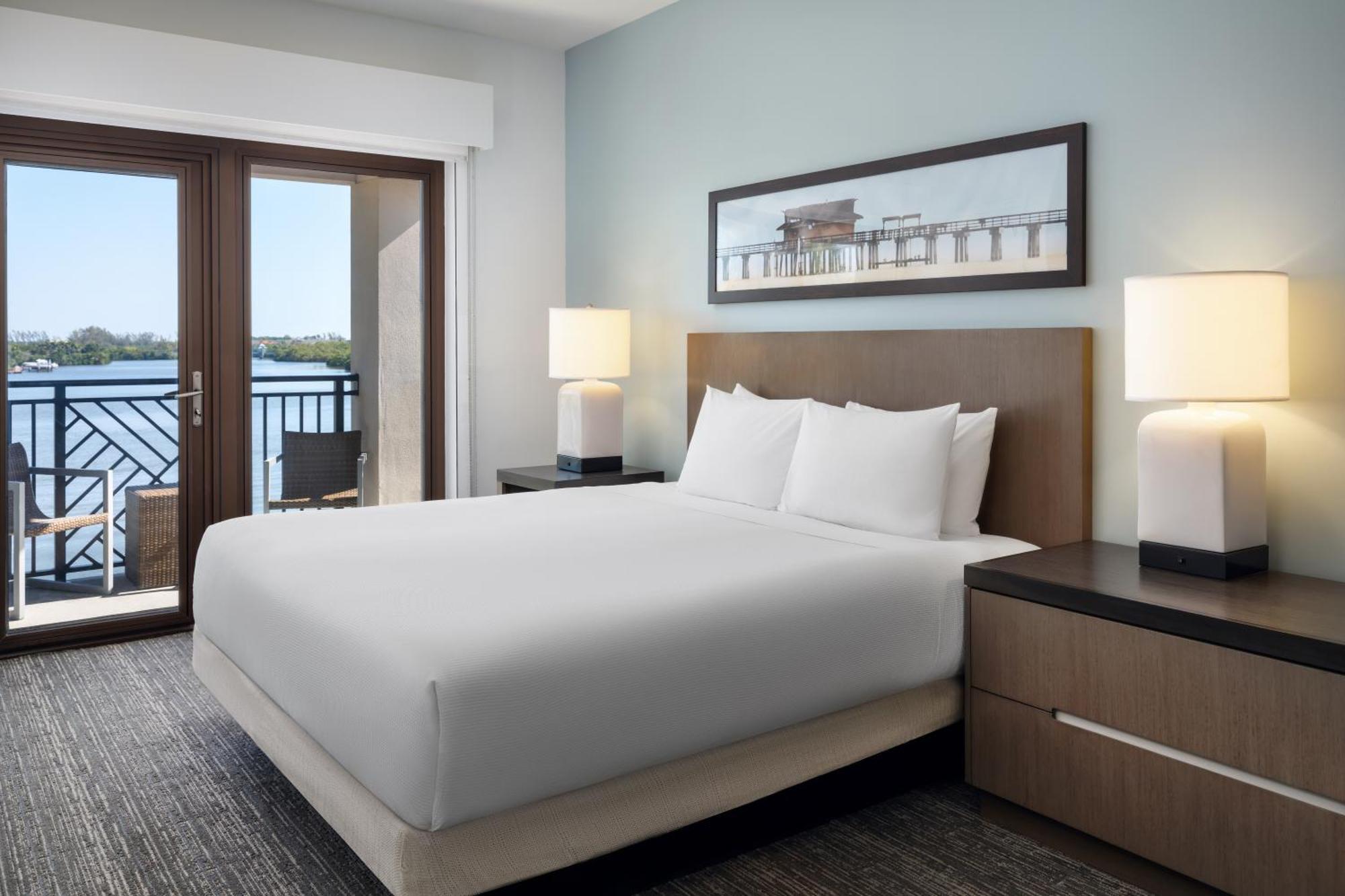 Hyatt House Naples 5Th Avenue Hotel Bagian luar foto