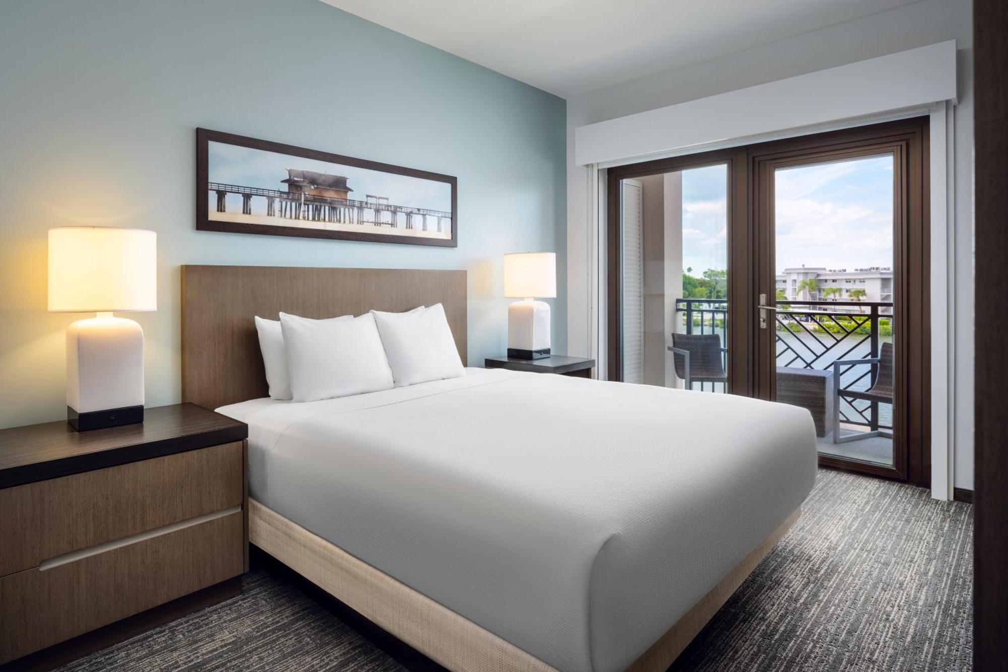 Hyatt House Naples 5Th Avenue Hotel Bagian luar foto