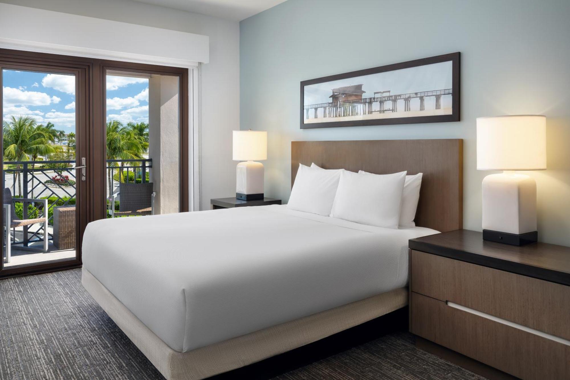 Hyatt House Naples 5Th Avenue Hotel Bagian luar foto