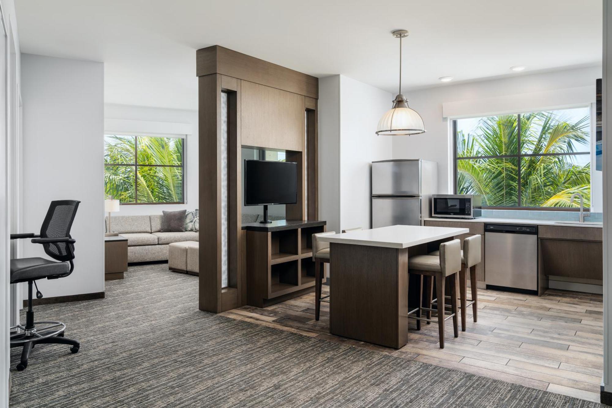 Hyatt House Naples 5Th Avenue Hotel Bagian luar foto