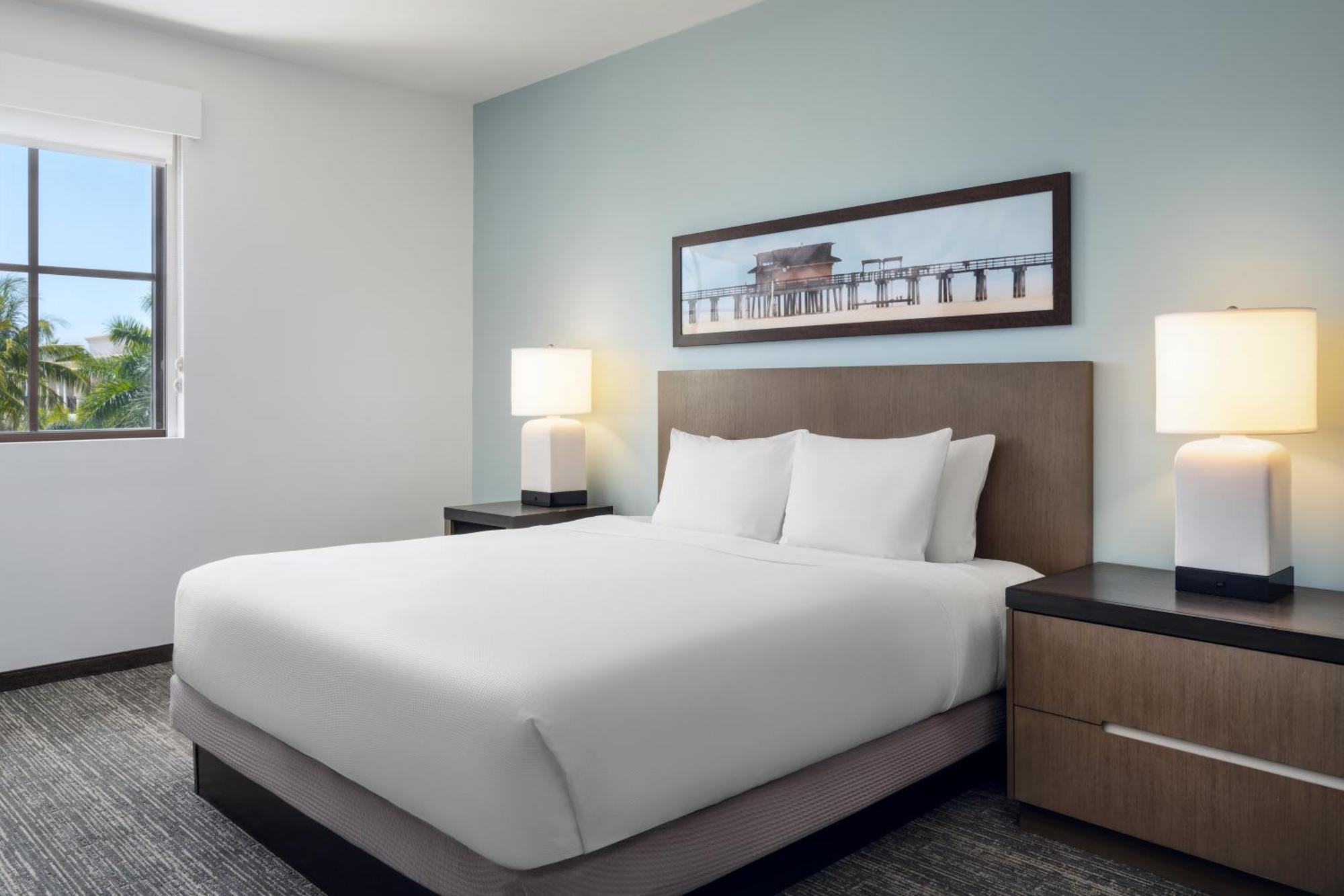 Hyatt House Naples 5Th Avenue Hotel Bagian luar foto