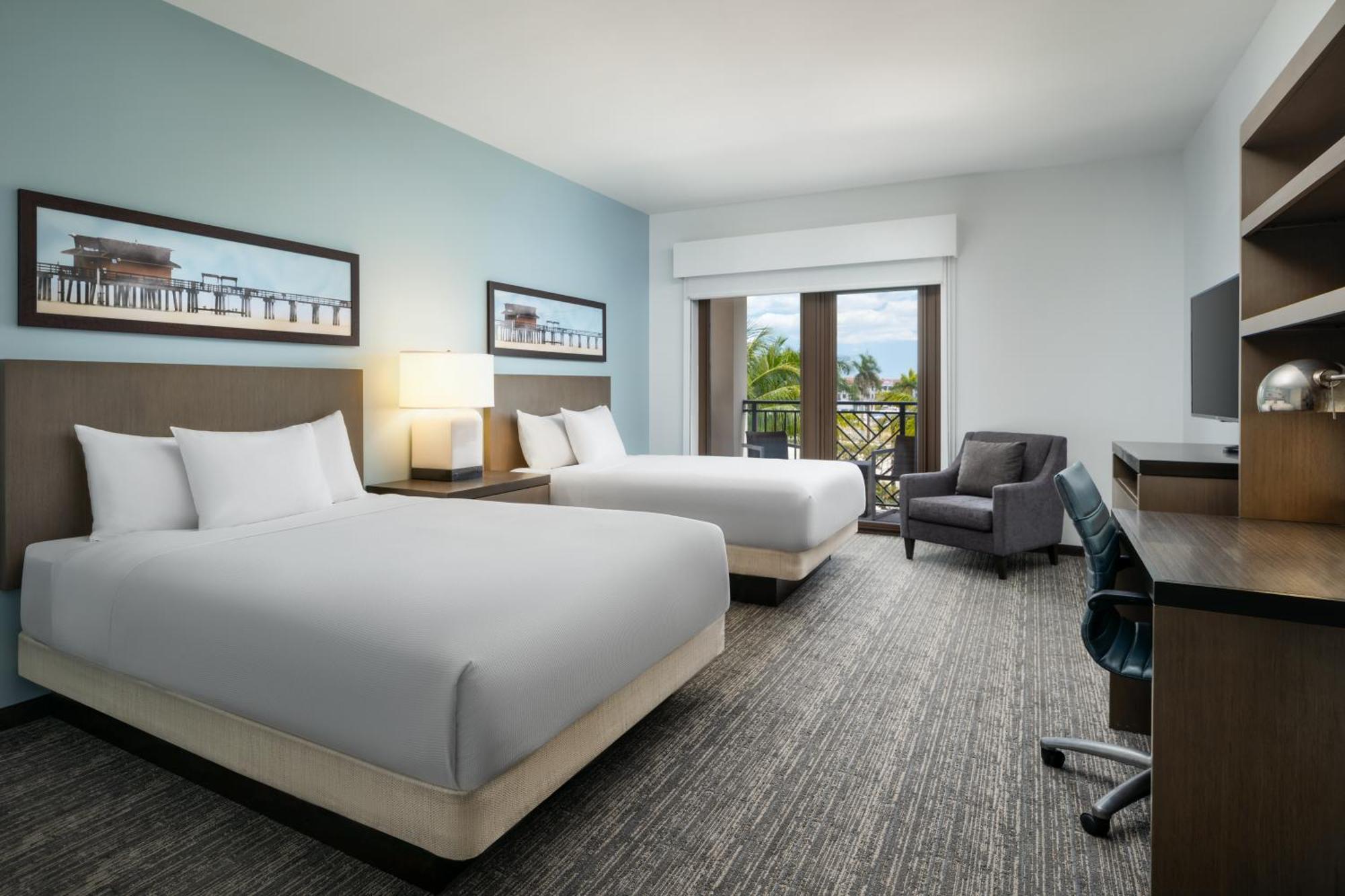 Hyatt House Naples 5Th Avenue Hotel Bagian luar foto