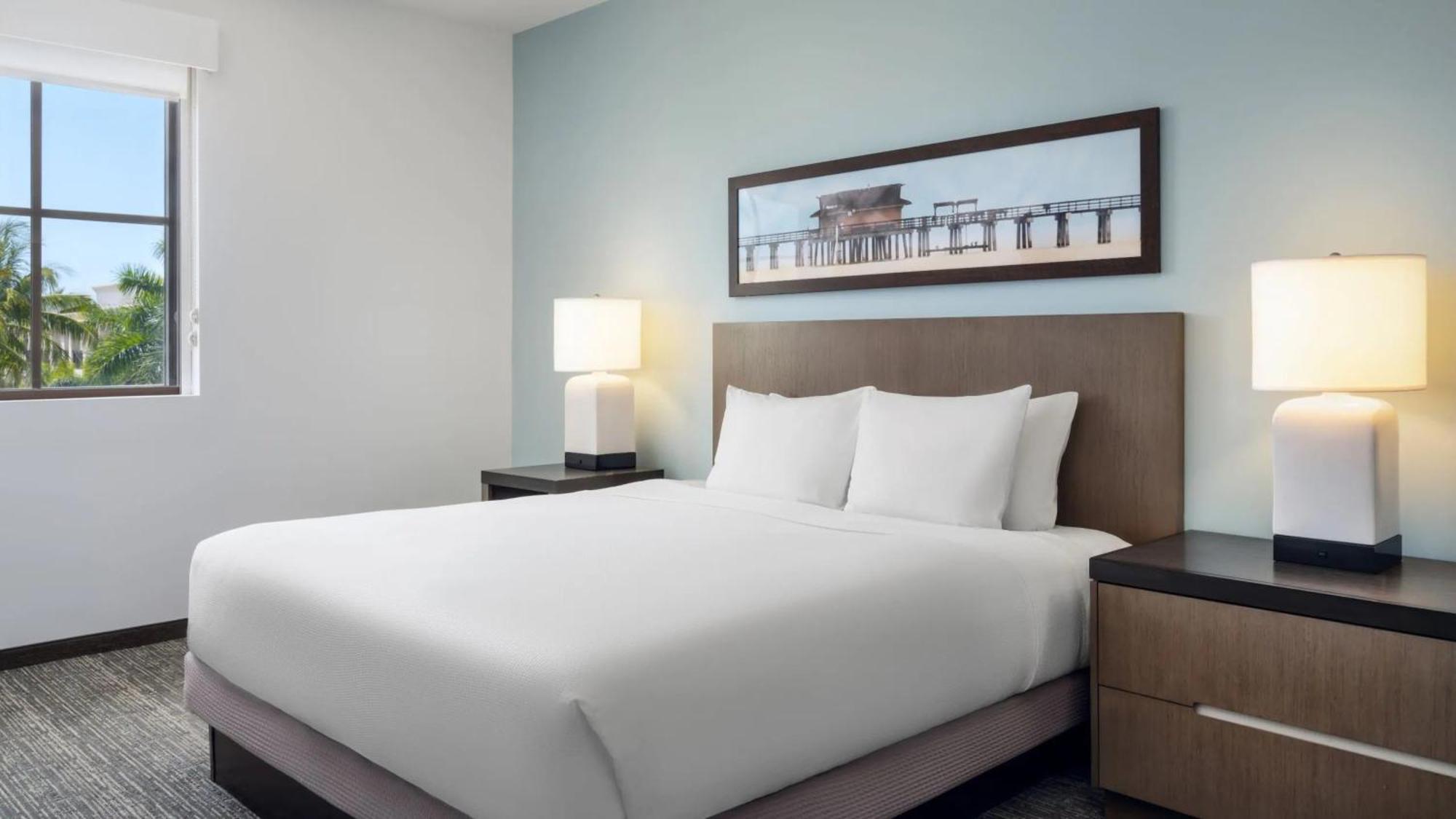 Hyatt House Naples 5Th Avenue Hotel Bagian luar foto